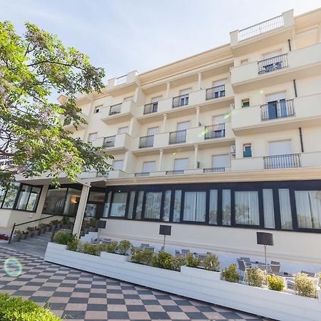 Hotel Garden Cesenatico Exterior foto