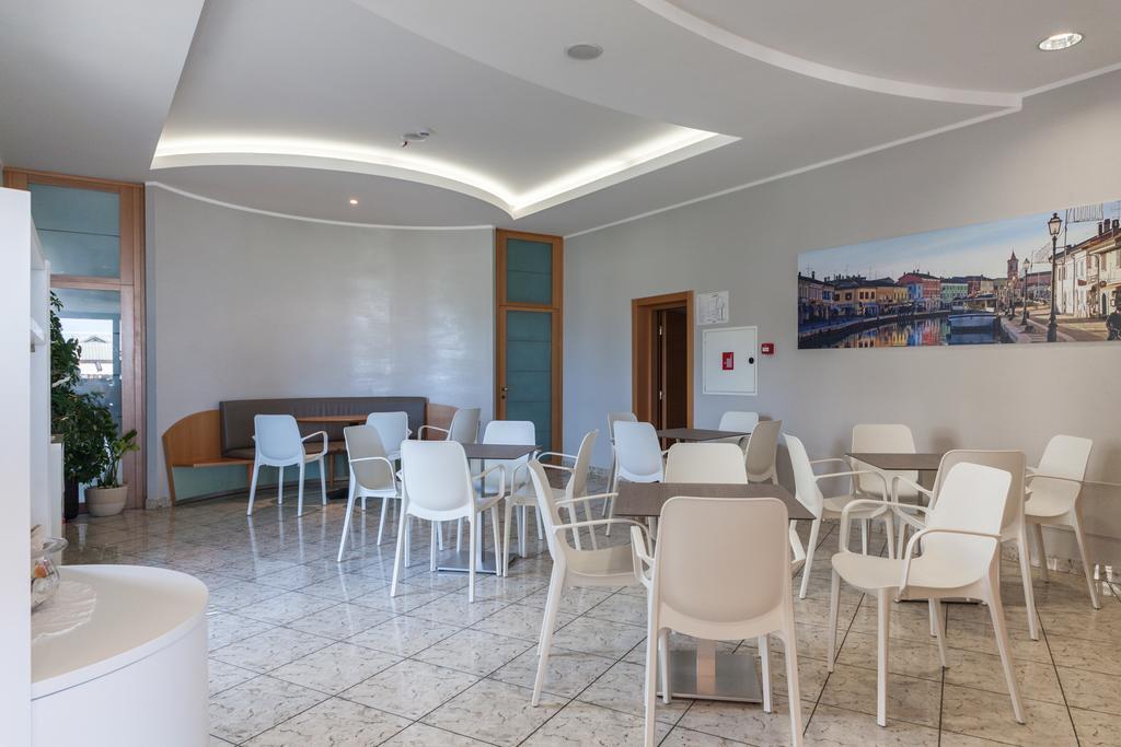 Hotel Garden Cesenatico Exterior foto