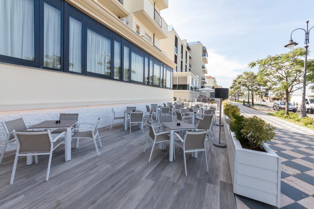 Hotel Garden Cesenatico Exterior foto